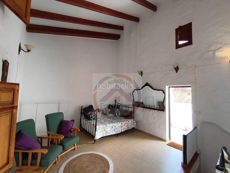 Foto f461f445-1303-40bb-a87c-fdd50ef60dc0. Casa a Xàtiva