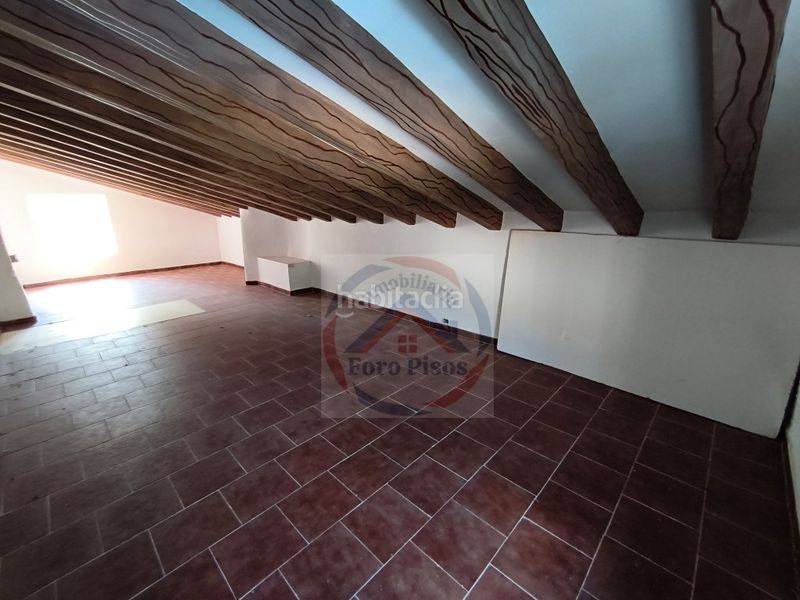 Foto 18139da3-0f0c-464b-a589-d56b0cd58b5b. Casa amb aparcament a Simat de la Valldigna