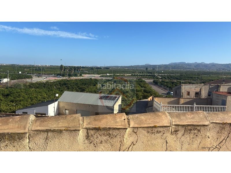 Foto 28c16edf-8674-4326-929b-694a67a6e009. Casa amb aparcament a Sant Francesc Valencia
