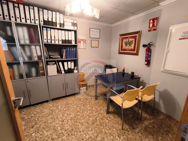 Foto 3c9d5a6a-cdad-46db-a504-29552372a9e9. Casa amb aparcament a Sant Francesc Valencia