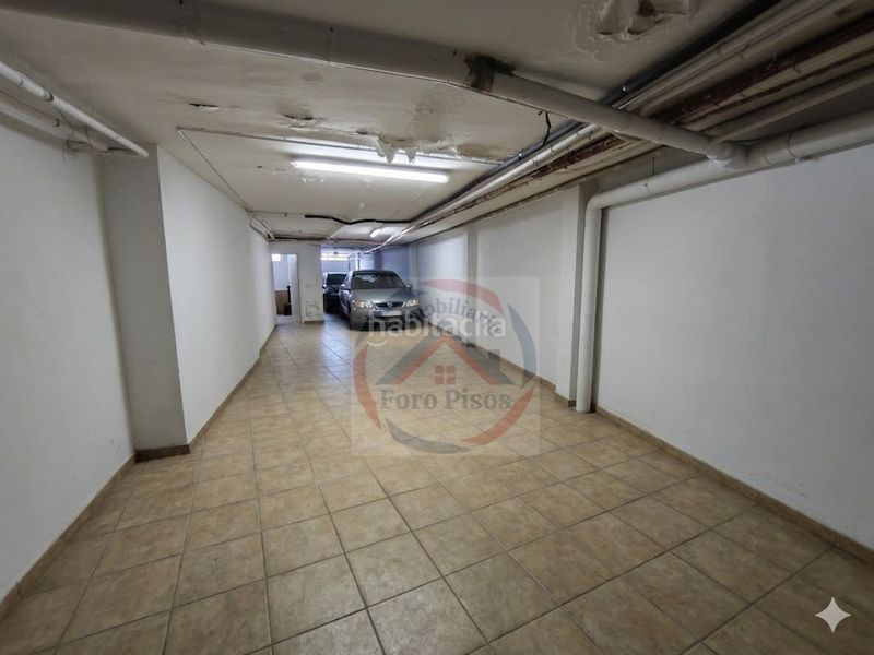 Foto 3fa428fc-d151-43a1-825e-49dd5cd6ece4. Casa amb aparcament a Sant Francesc Valencia