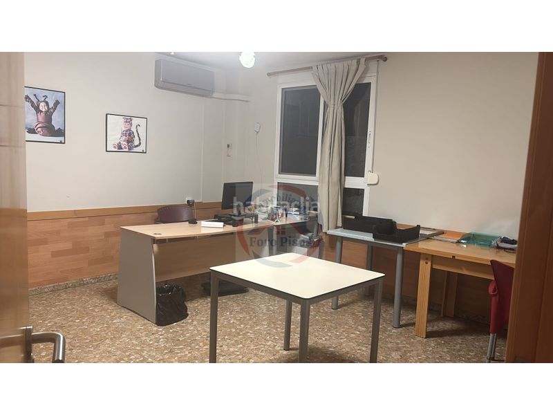 Foto 528193b2-14d9-4c61-9d2a-d6fecba1925f. Casa amb aparcament a Sant Francesc Valencia