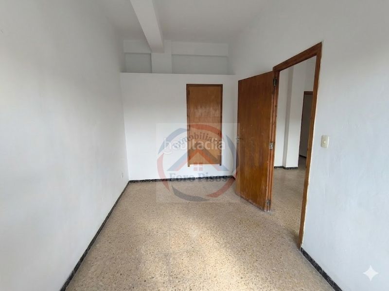 Foto bf8f8170-315f-451d-9f7d-3eb8a93a223d. Casa amb aparcament a Manuel
