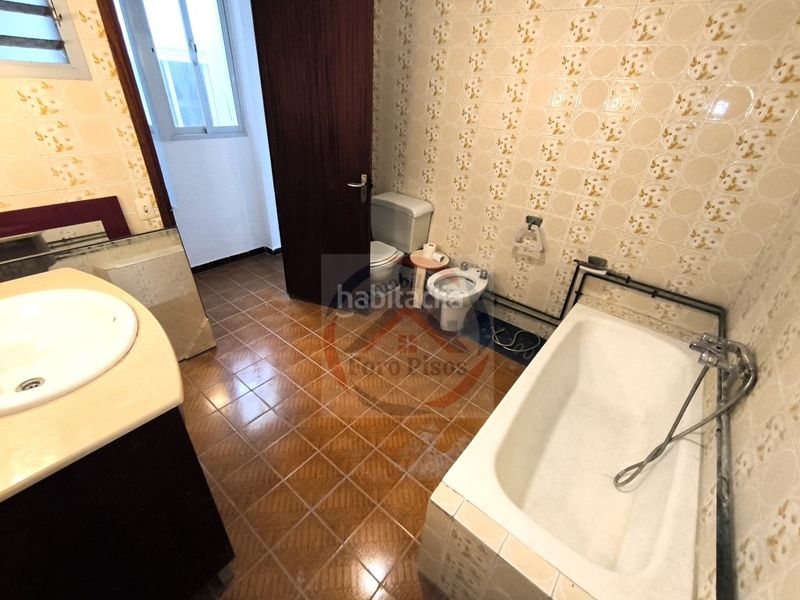 Foto d76e6373-d01b-4ac0-9b9c-55d8c8a6af0d. Casa amb aparcament a Manuel