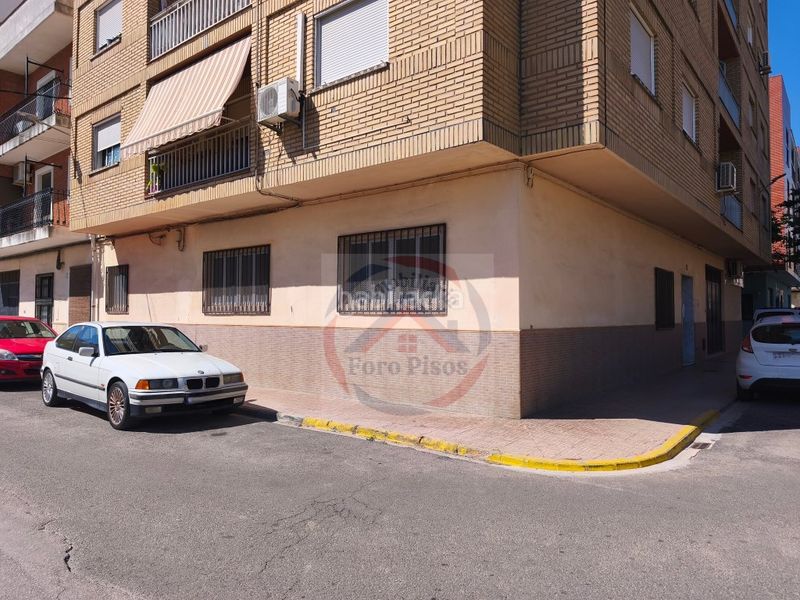 Foto 0b4049ac-9c45-4f99-8933-53ab2d647c45. Local comercial a Canals
