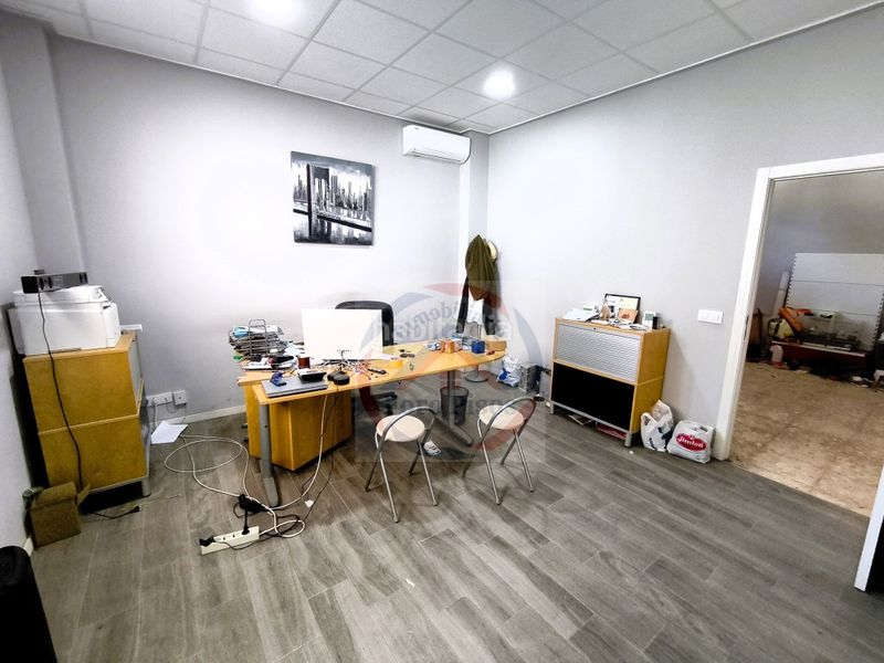 Foto 1881a679-9d6b-4727-94c1-4ac39d919f47. Local comercial a Canals