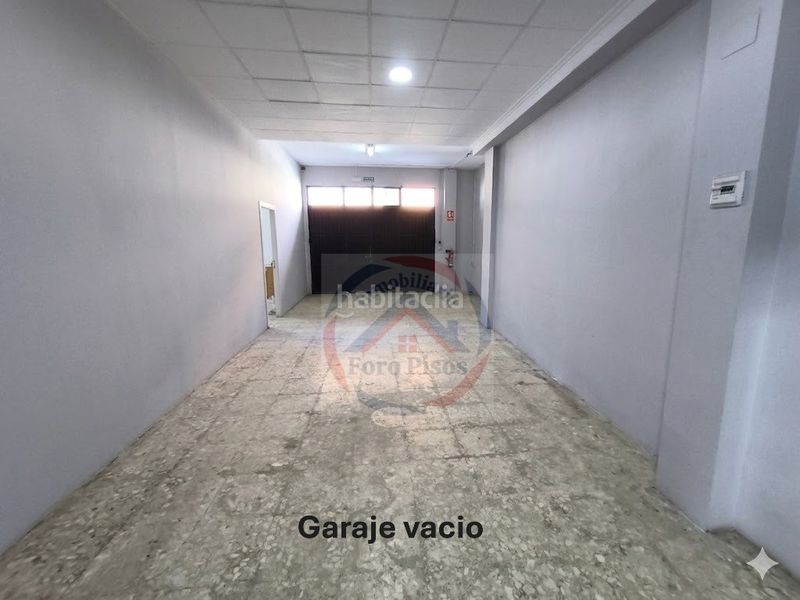 Foto c467cb13-bd71-48d6-b2db-278be06ff296. Local comercial a Canals