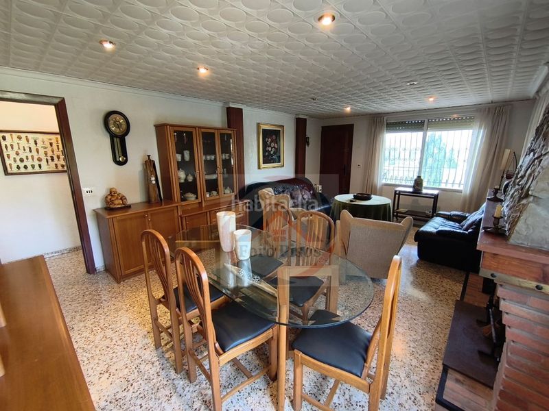 Foto 55be6b91-e683-45e0-a8f0-0f97f1d901e1. Casa amb aparcament a Xàtiva