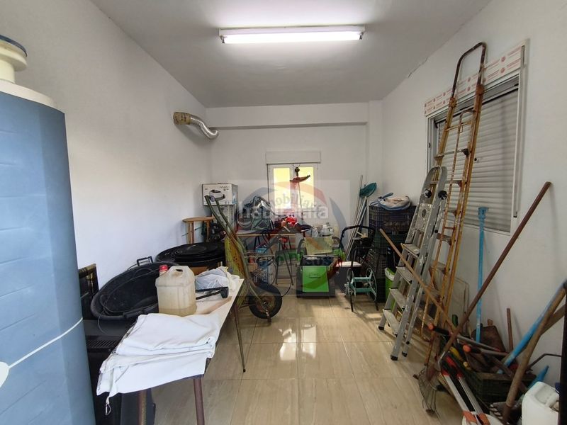 Foto 713bd824-6434-4185-9ebc-6c142e569949. Casa amb aparcament a Xàtiva