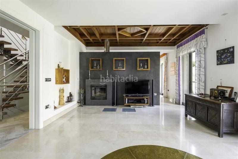 Foto ccaff91c-d130-4728-bcd2-5b0eea567193. Chalet en rocio jurado 8 villa en venta , 3 dormitorios. en Torremolinos