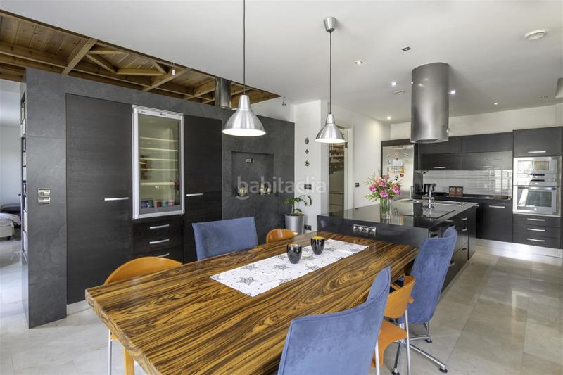 Foto d2d60910-413e-4a83-91d7-9e7dbde7b8eb. Chalet en rocio jurado 8 villa en venta , 3 dormitorios. en Torremolinos