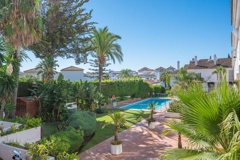 Foto 57339bbe-f0c9-4dba-b416-fdd64b0f0d85. Casa adosada adosado en venta en Puerto Banús, 3 dormitorios. en Marbella