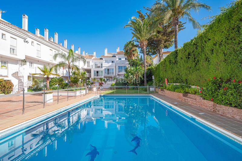 Foto 5ee42ce8-6488-4cda-8cad-9c88330db1b2. Casa adosada adosado en venta en Puerto Banús, 3 dormitorios. en Marbella
