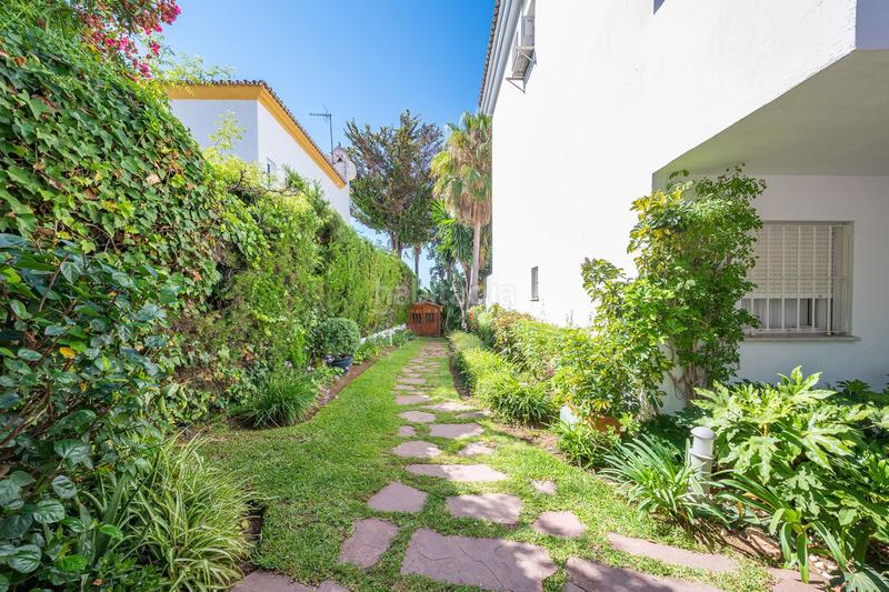 Foto 83f36826-9305-4613-b6d7-259ed83349b4. Casa adosada adosado en venta en Puerto Banús, 3 dormitorios. en Marbella