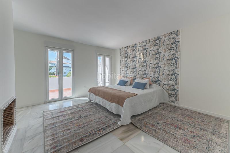 Foto 856fad90-f620-48df-8d81-d7f2b0326399. Casa adosada adosado en venta en Puerto Banús, 3 dormitorios. en Marbella