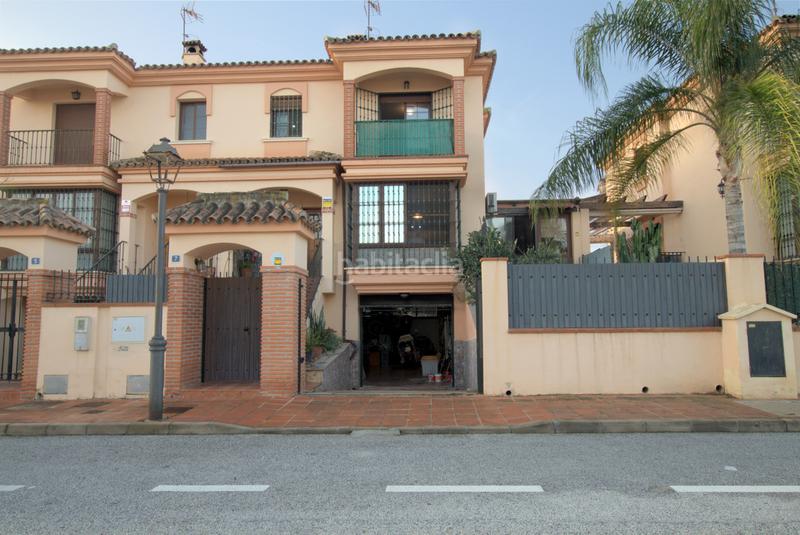 Foto 8a133af6-1dcf-4c82-b06c-3feed3c5a0ac. Casa adosada en richard wagner adosado en venta , 3 dormitorios. en Alhaurín de la Torre