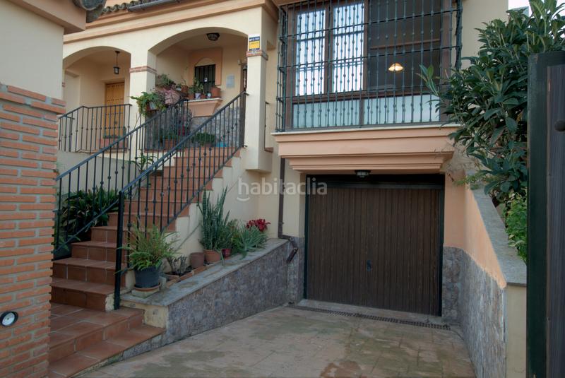 Foto a1ccd55a-6db0-4ef5-8901-2c506492ca7c. Casa adosada en richard wagner adosado en venta , 3 dormitorios. en Alhaurín de la Torre