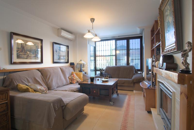 Foto d3a5b282-772c-427a-9020-3bd3c6da64e1. Casa adosada en richard wagner adosado en venta , 3 dormitorios. en Alhaurín de la Torre