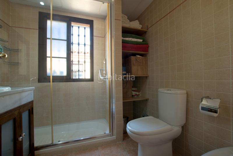 Foto da42a450-a1c9-4ef9-b62f-d08a74474fbe. Casa adosada en richard wagner adosado en venta , 3 dormitorios. en Alhaurín de la Torre