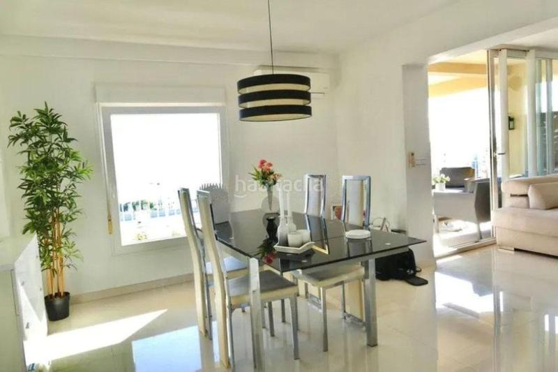 Foto 357e6f2f-4978-48d1-8c46-1331c95f9371. Piccolo appartamento in al andalus in Montemar Torremolinos