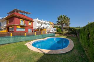 Casa adossada  Vencejo. Adosado en venta en fuengirola, 4 dormitorios.