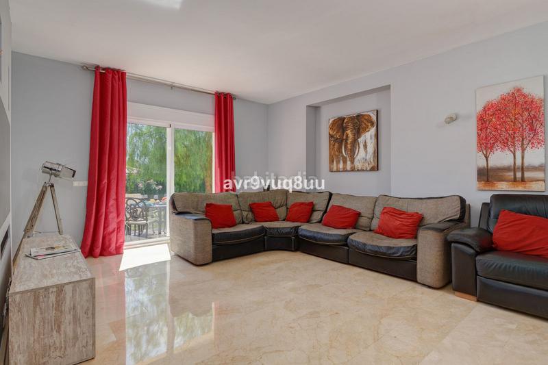 Foto 40d348bb-fff8-4478-b264-9ee7d89dd2c3. Chalet con parcheggio piscina in Mijas golf Mijas