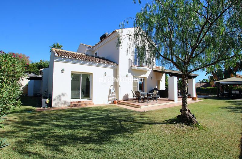 Foto 74b32062-8312-4f91-b655-37f4a618445d. Chalet con parcheggio piscina in Mijas golf Mijas