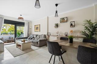 Maison jumelée  Bonanza. Adosado en venta en costa, 4 dormitorios.