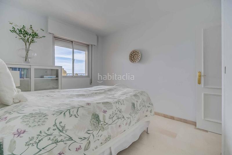 Foto 681c51ff-f8b4-4077-aca7-1bbb9150bb72. Ático atico en venta , 2 dormitorios. en Playa de los Boliches Fuengirola