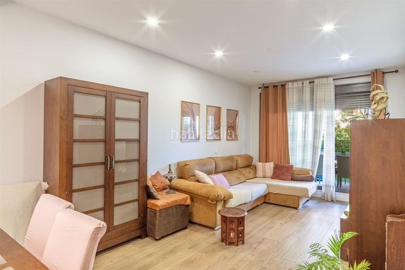 Foto 0e24fff2-09dc-41c0-8a97-6ff7a2d03114. Apartamento  en venta en teatinos, 3 dormitorios. en Málaga