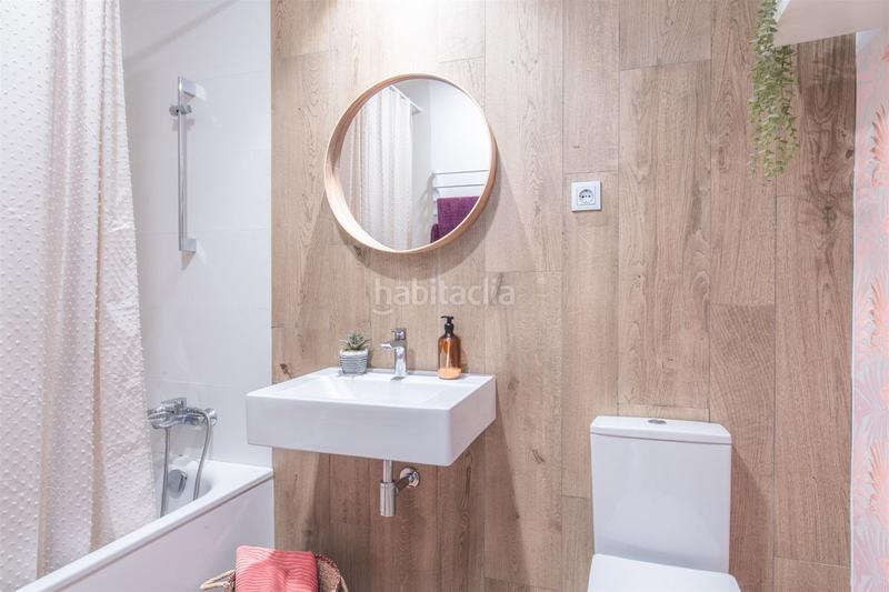 Foto d2c9f64e-41af-4985-93ab-bf7a89024ec8. Apartamento  en venta en teatinos, 3 dormitorios. en Málaga