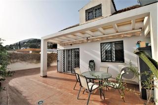 Reihenhaus  De la viñuela. Adosado en venta en pueblo, 3 dormitorios.