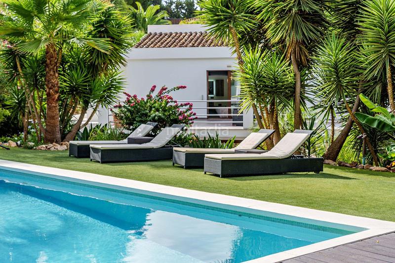 Foto d529a23b-820b-475b-a762-ba3df8d57057. Xalet amb calefacció aparcament piscina a El Rosario - Ricmar Marbella