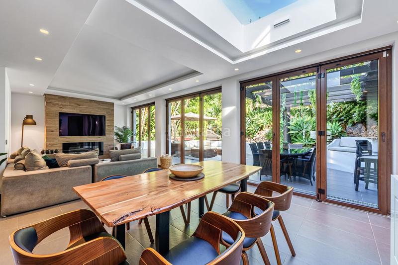 Foto ddb8207c-dc1f-4954-9c86-8e714207fc64. Xalet amb calefacció aparcament piscina a El Rosario - Ricmar Marbella