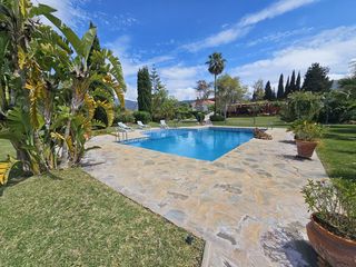 Xalet  Alhaurin de la torre. Villa en venta en alhaur�n de la torre, 5 dormitorios.