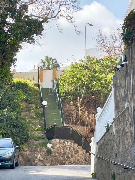 Foto 1f859ce5-83d4-4609-9c68-ea2d6d581e67. Apartament amb aparcament piscina a El Bajondillo Torremolinos