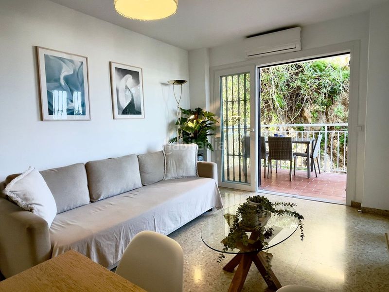 Foto 3a90a43b-c174-4b10-b6f0-5e9999816ac2. Apartament amb aparcament piscina a El Bajondillo Torremolinos