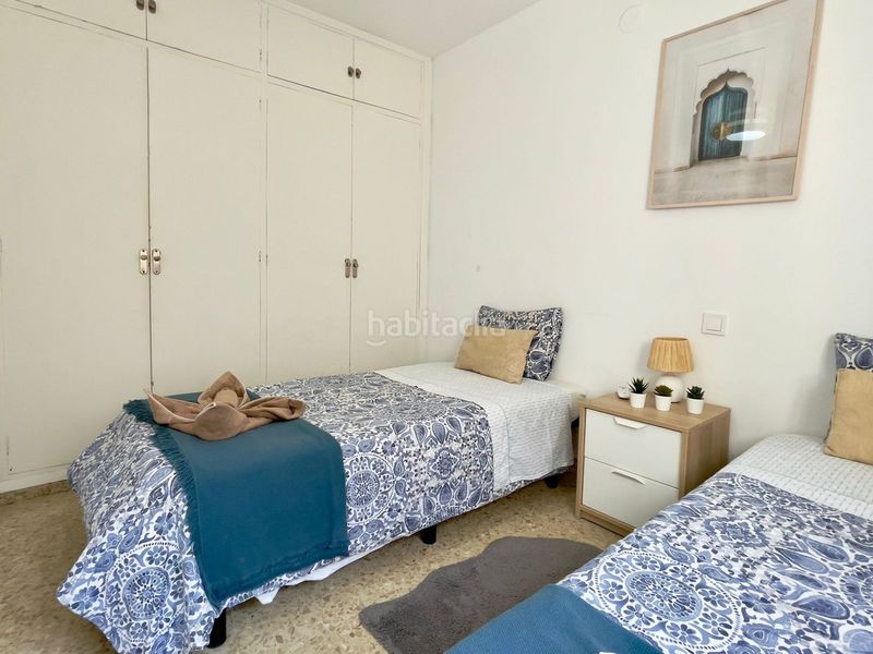 Foto c6a494e1-9a31-43d8-9fad-4f4ac46c3bf6. Apartament amb aparcament piscina a El Bajondillo Torremolinos