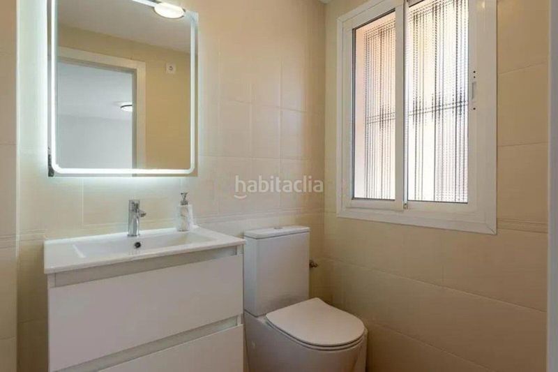 Foto eeb74dbd-1aa1-4f9d-888b-012152ce8120. Casa adossada amb aparcament piscina a Cabopino - Artola Marbella