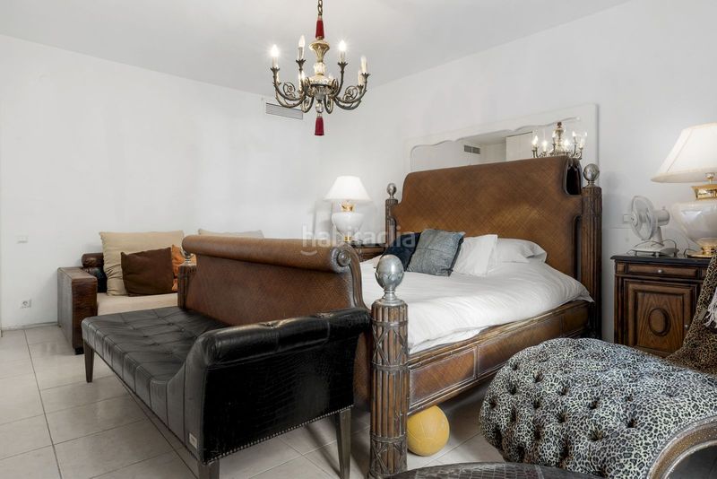 Foto c4ed291c-48a6-4d10-9304-1a9cf6769f8a. Apartamento en av. de julio iglesias apartamento en venta en Puerto Banús, 2 dormitorios. en Marbella