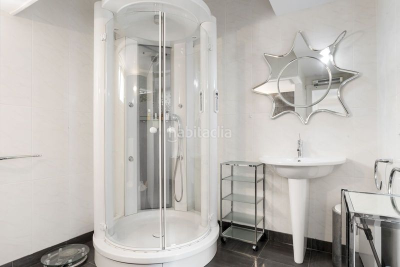 Foto e2a9b5d9-d66a-490e-b7fb-60f3370de57a. Apartamento en av. de julio iglesias apartamento en venta en Puerto Banús, 2 dormitorios. en Marbella