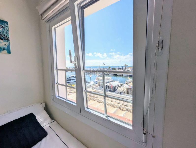 Foto 43b8c572-4344-43e5-919c-e7275b7fbc04. Àtic amb aparcament piscina a Cabopino - Artola Marbella
