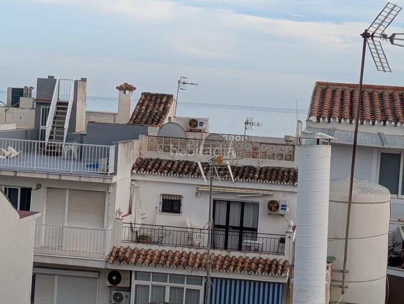 Foto 8130b67f-c99f-4c39-b9c3-b835b6733e89. Àtic amb calefacció aparcament a La Carihuela - Los Nidos Torremolinos