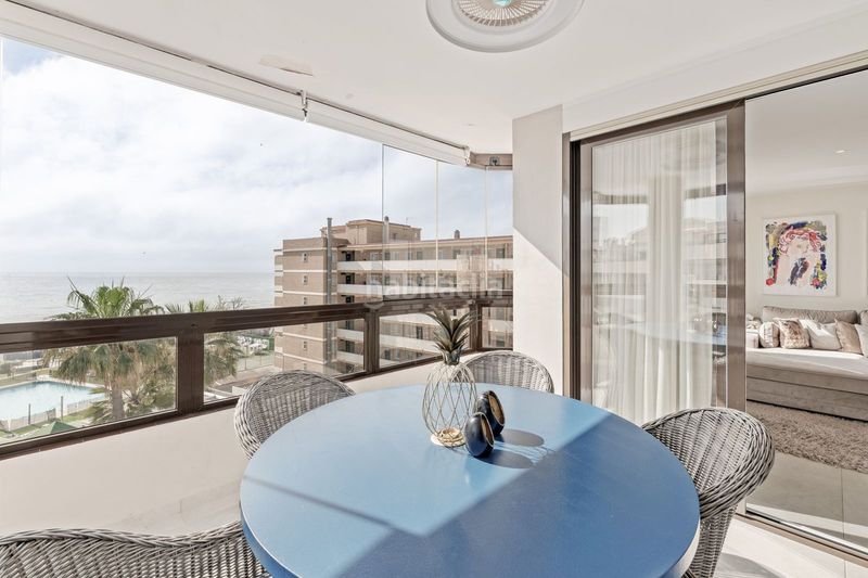 Foto a014e2c2-3c65-4de8-baa3-b1d1c92329f5. Apartament amb aparcament piscina a Playamar - Benyamina Torremolinos
