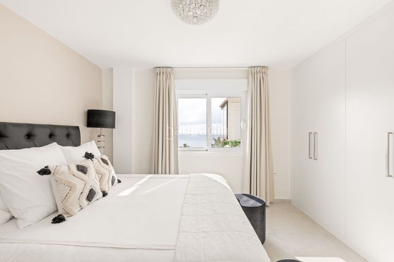 Foto bd9799ea-1147-4552-9a47-f4634e3e30af. Apartament amb aparcament piscina a Playamar - Benyamina Torremolinos