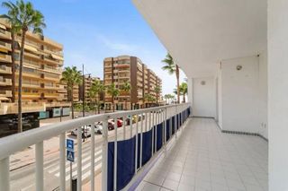 Appartement à Churruca. Apartamento en venta en fuengirola, 3 dormitorios.