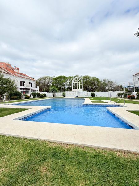 Foto a39b53f3-1bce-4d9b-862d-d57bceeb6574. Apartament a churruca a Castillo Sohail - Myramar Fuengirola