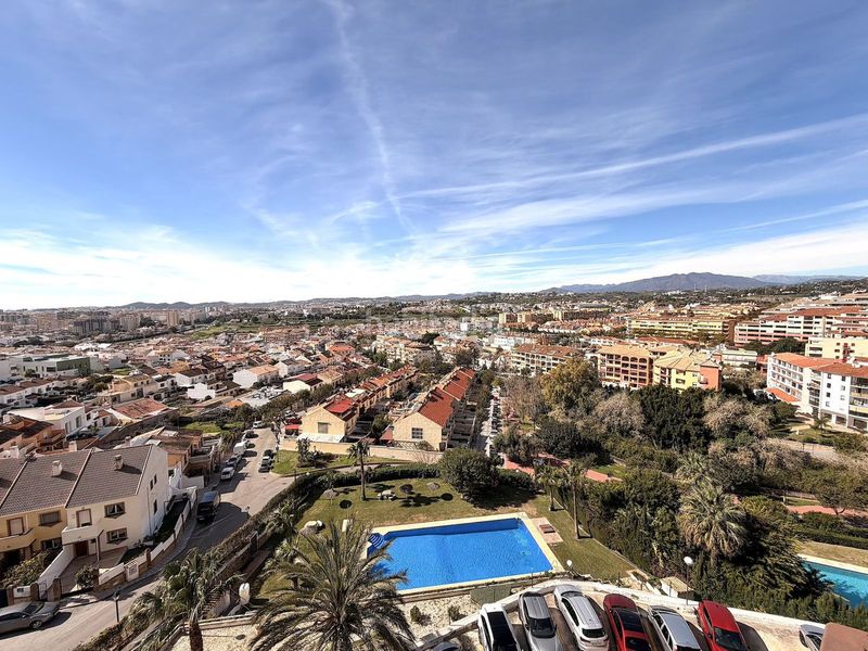 Foto 9842ceff-9f7b-46bc-9472-593305d8d1c3. Apartament amb aparcament piscina a Torreblanca del Sol Fuengirola