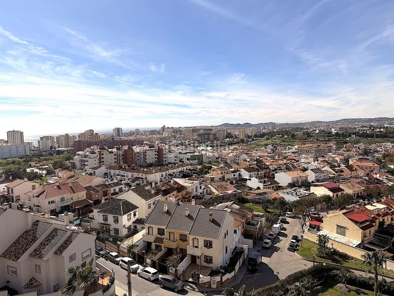 Foto cefa8eea-1563-465b-9bae-f4120f0ca5ca. Apartament amb aparcament piscina a Torreblanca del Sol Fuengirola