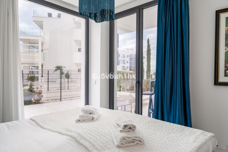 Foto 532ab0f9-f821-456f-916a-536644b8c05b. Apartament amb calefacció aparcament piscina a El Higuerón Fuengirola